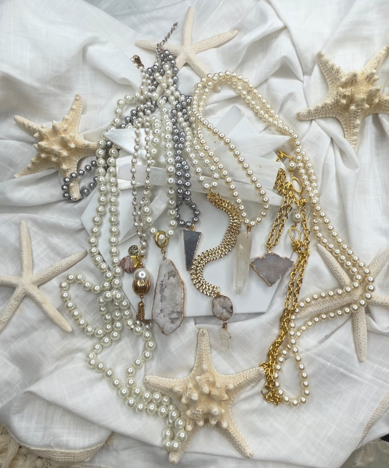 Faux Realz Vegan Pearls Soul Chains Necklace