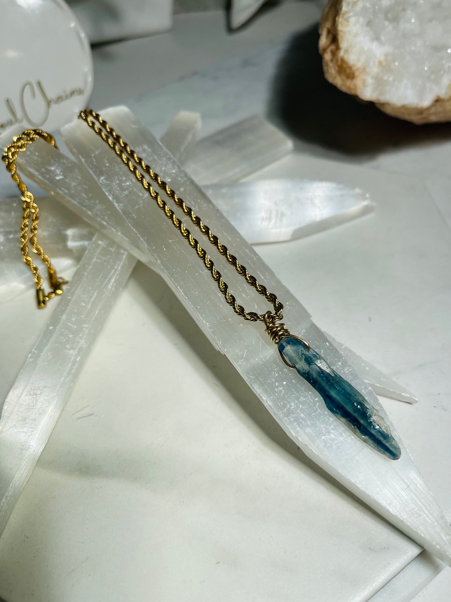 Dainty Baby Soul Chain Kyanite Necklace