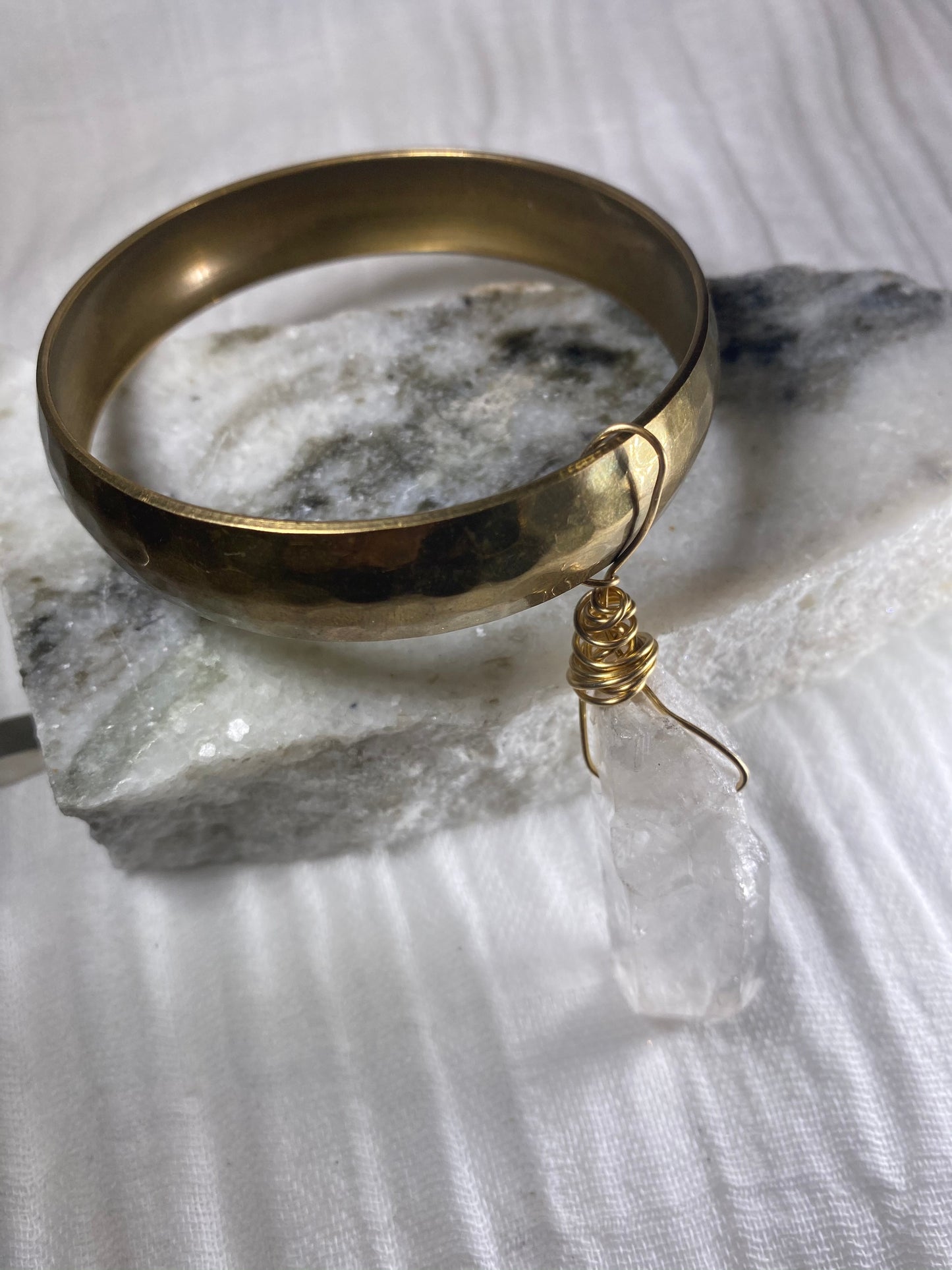Crown Chakra Soul Chain Bangle w Clear Quartz Crystal Dangle Bracelet