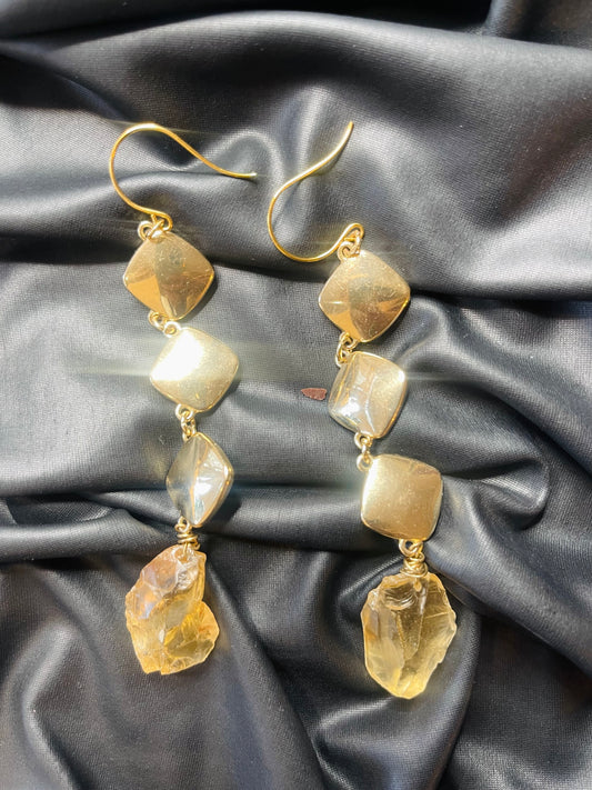 Soul Chains Earrings - Citrine Crystals
