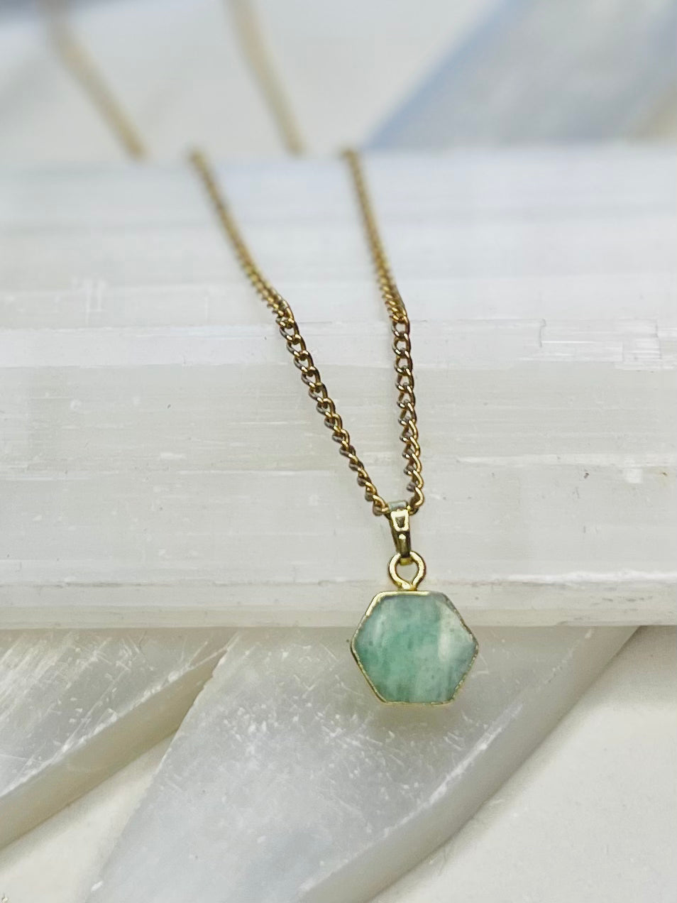 Dainty Baby Hex Soul Chain Aventurine Vintage Gold Plated Soul Chain